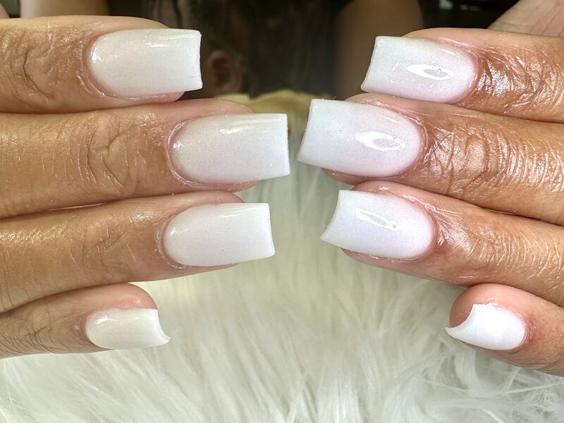Pearl shimmer milky white square gel nails